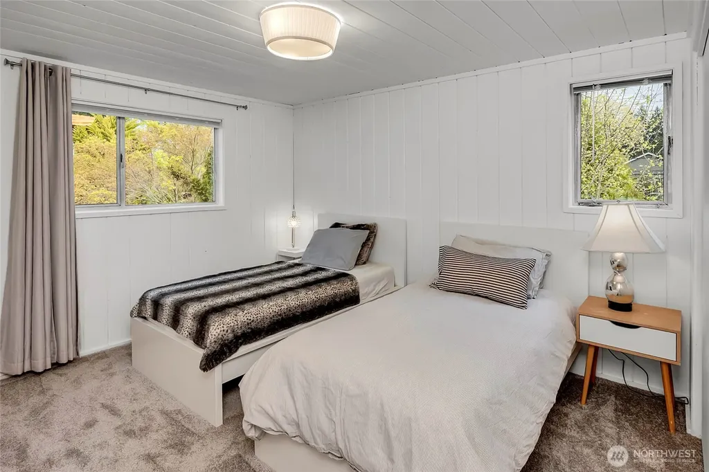 4606 NE 47th Street Seattle WA 98105