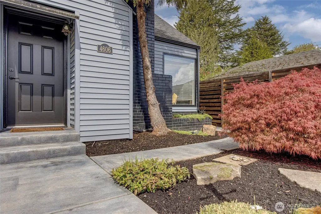 4606 NE 47th Street Seattle WA 98105