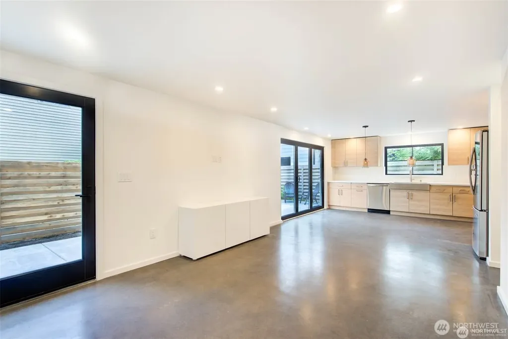 4606 NE 47th Street Seattle WA 98105