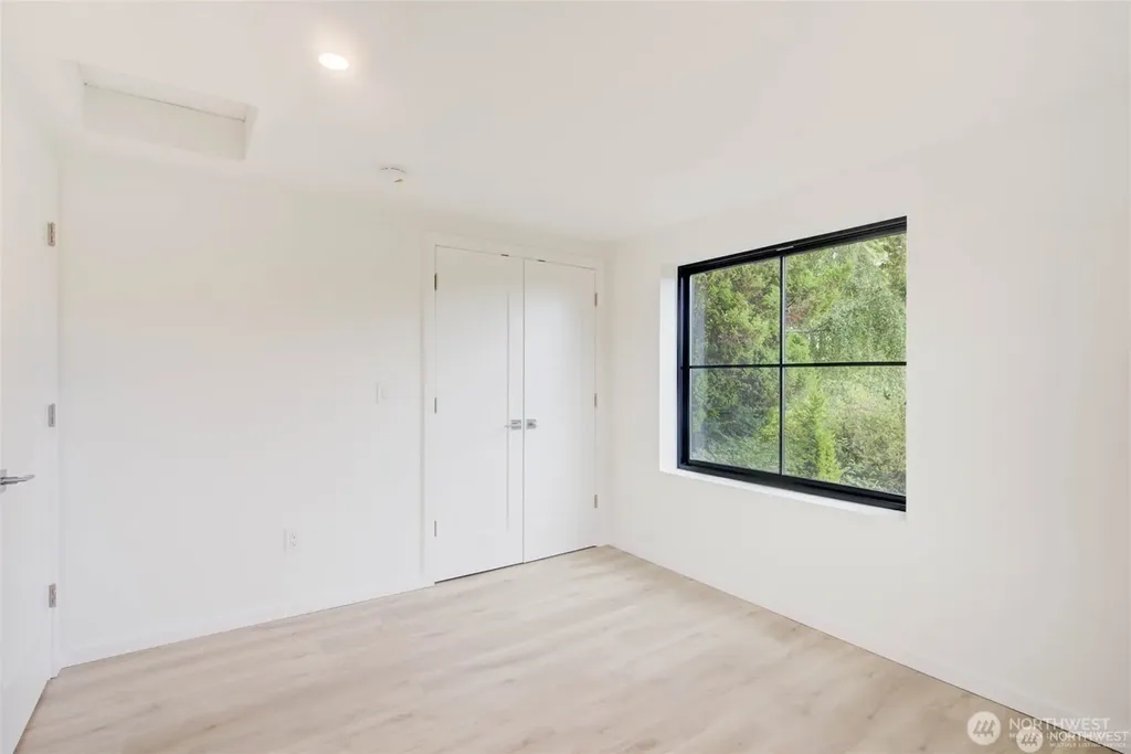 4606 NE 47th Street Seattle WA 98105