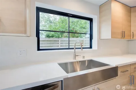 4606 NE 47th Street Seattle WA 98105