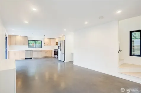 4606 NE 47th Street Seattle WA 98105