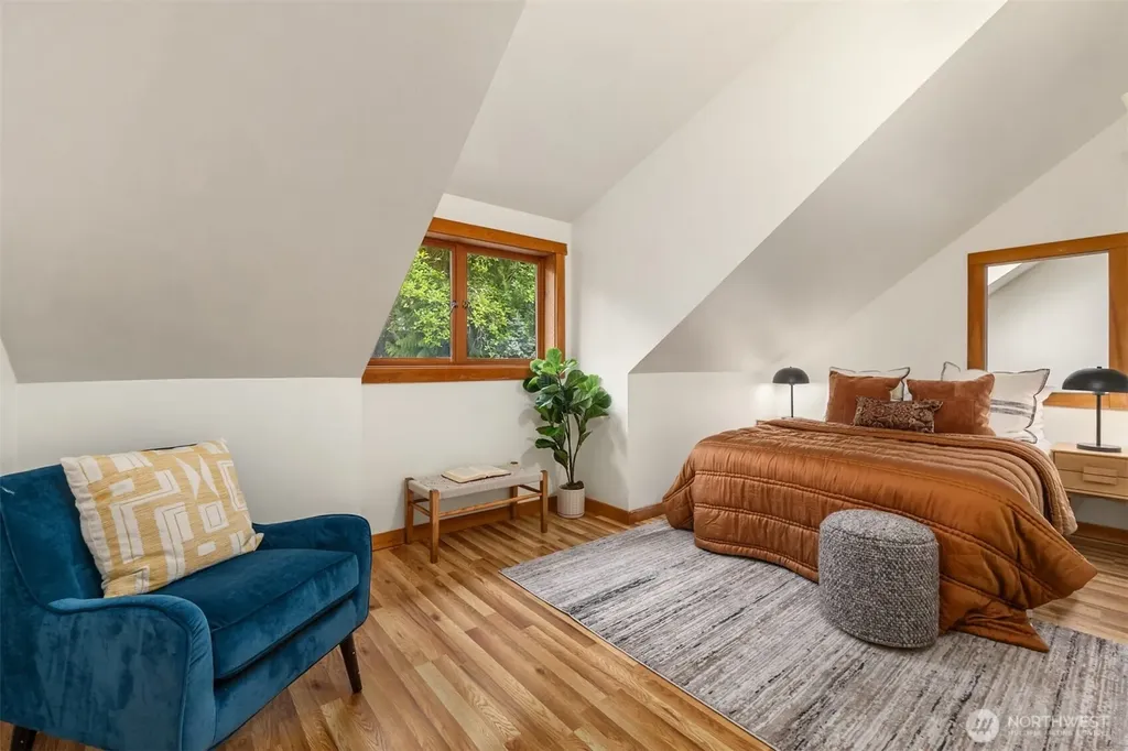 9641 Mandus Olson Road NE Bainbridge Island WA 98110