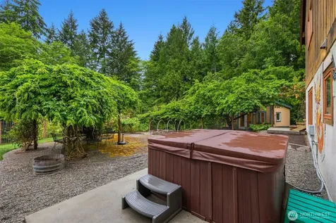 9641 Mandus Olson Road NE Bainbridge Island WA 98110