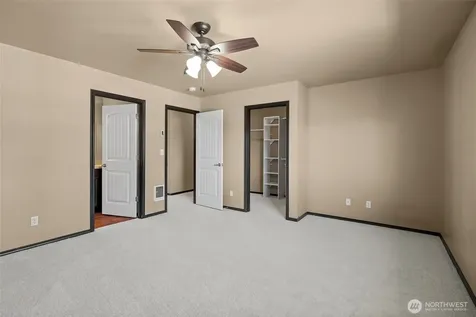 1617 SW Stremler Drive Oak Harbor WA 98277