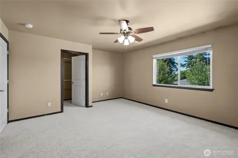 1617 SW Stremler Drive Oak Harbor WA 98277