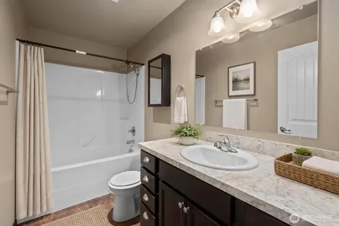 1617 SW Stremler Drive Oak Harbor WA 98277