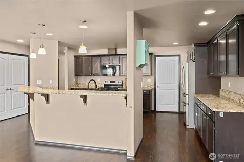 1617 SW Stremler Drive Oak Harbor WA 98277