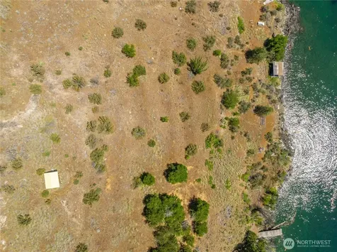20620 N Water Way Manson WA 98831