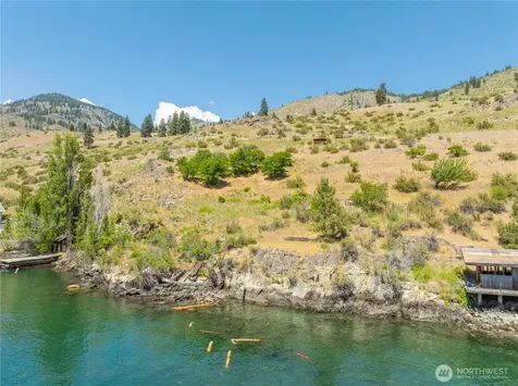 20620 N Water Way Manson WA 98831