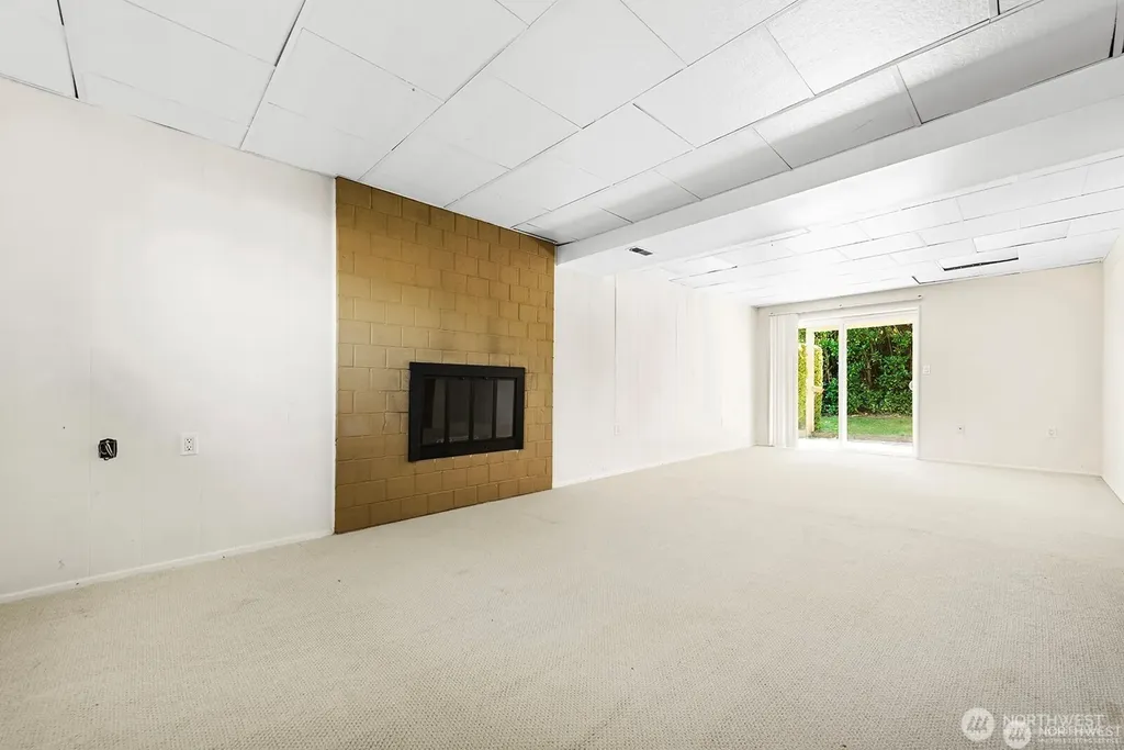 14221 SE 10th Place Bellevue WA 98007