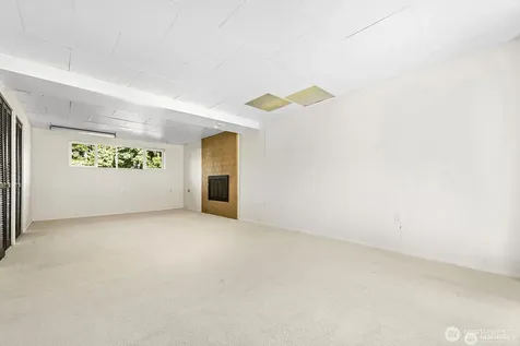 14221 SE 10th Place Bellevue WA 98007
