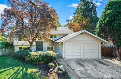 14221 SE 10th Place Bellevue WA 98007