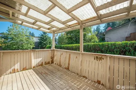 14221 SE 10th Place Bellevue WA 98007