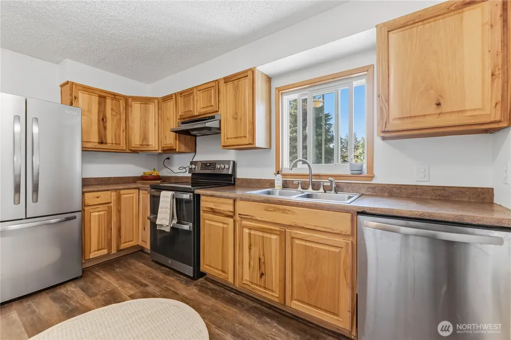 809 NE Ella Street East Wenatchee WA 98802