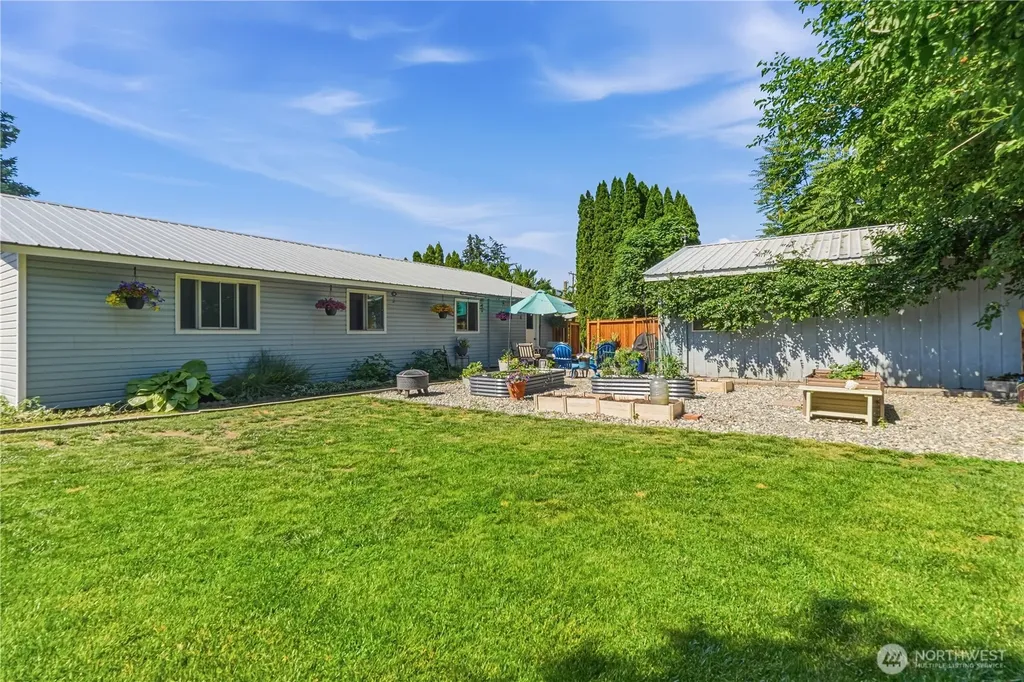 809 NE Ella Street East Wenatchee WA 98802