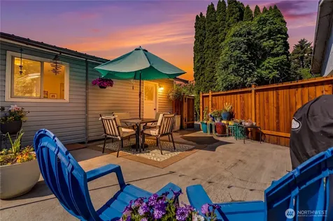 809 NE Ella Street East Wenatchee WA 98802