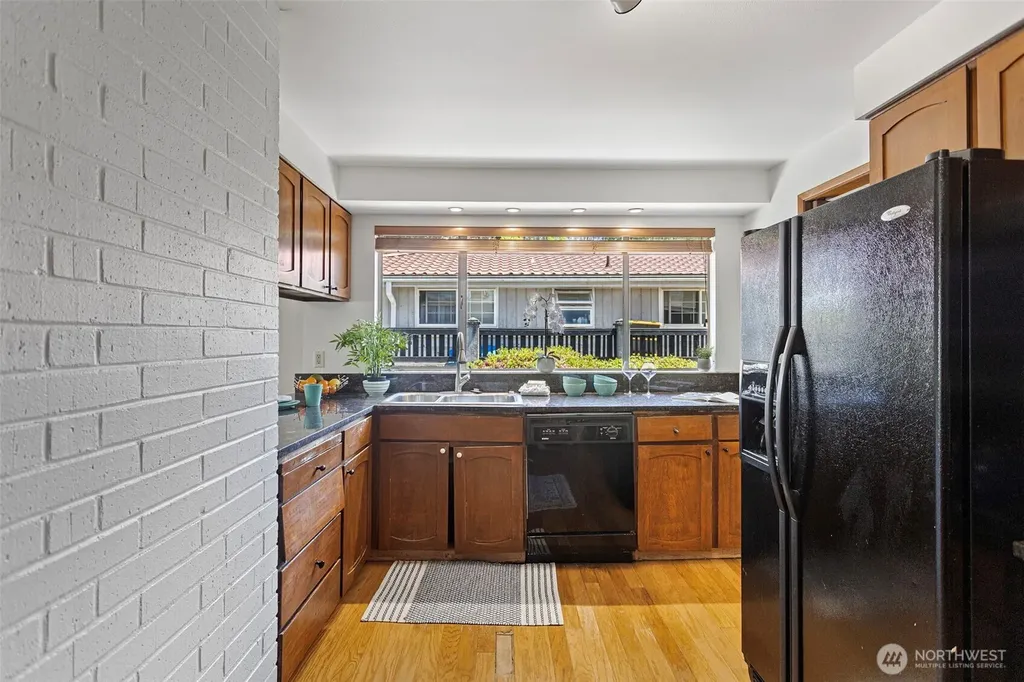 5210 S Kenyon Street Seattle WA 98118