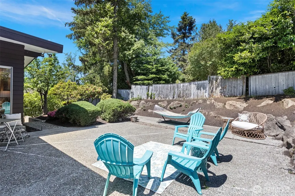 5210 S Kenyon Street Seattle WA 98118