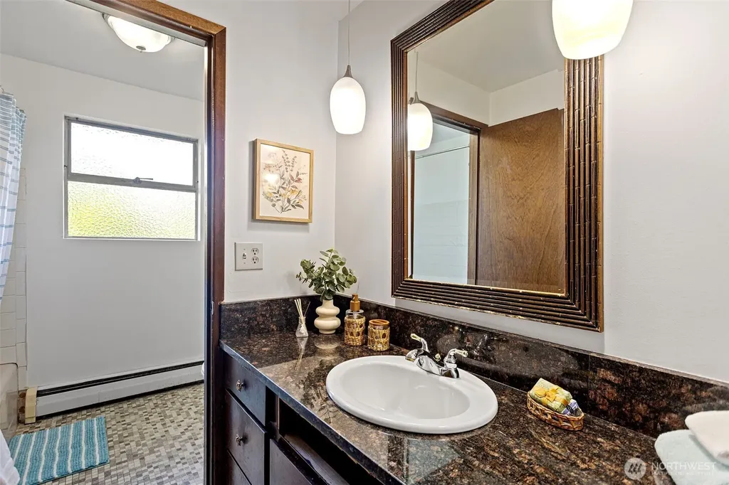 5210 S Kenyon Street Seattle WA 98118