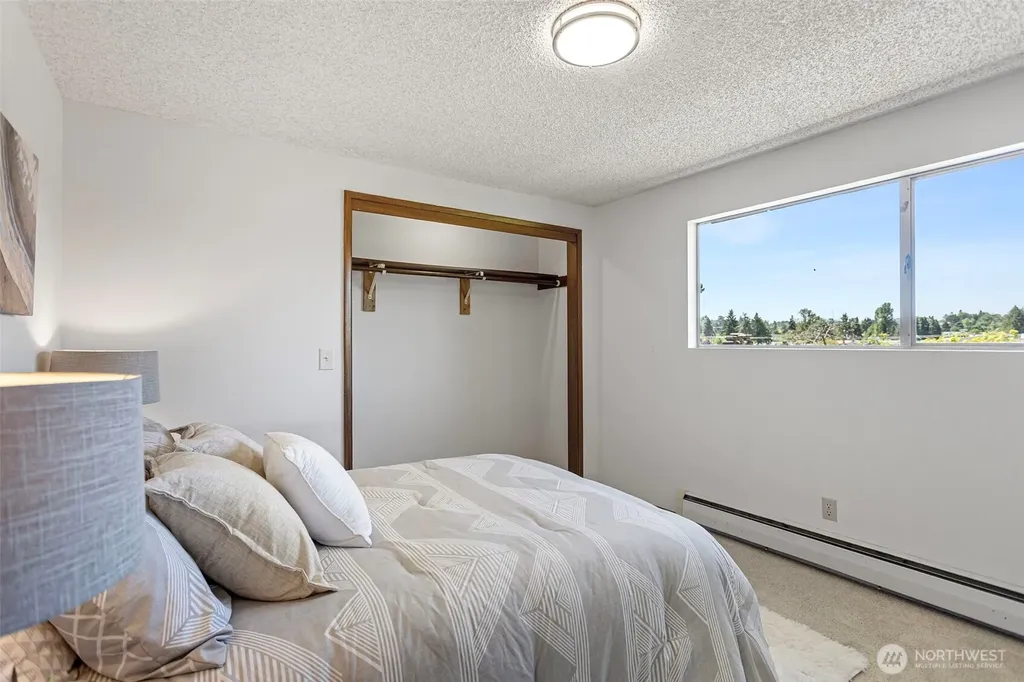 5210 S Kenyon Street Seattle WA 98118