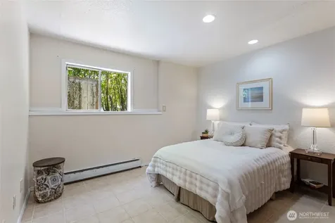 5210 S Kenyon Street Seattle WA 98118