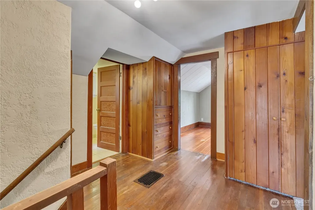 102 Perry Street NW Olympia WA 98502