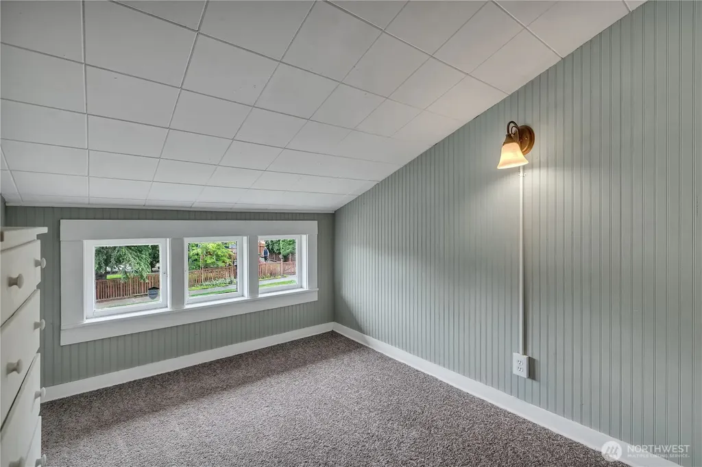 102 Perry Street NW Olympia WA 98502