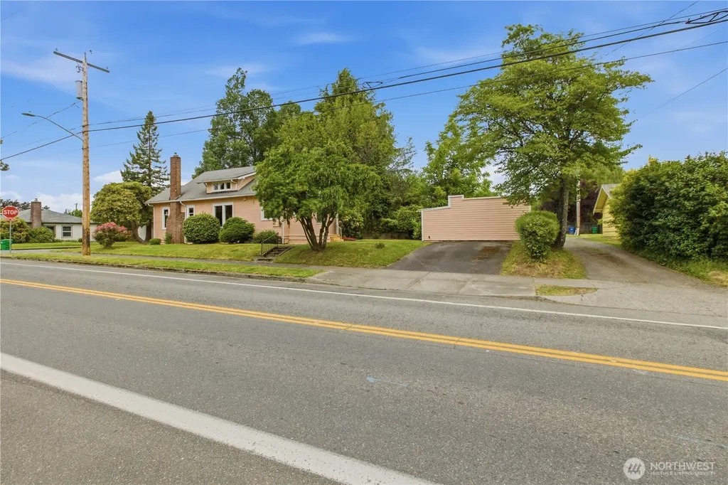 102 Perry Street NW Olympia WA 98502