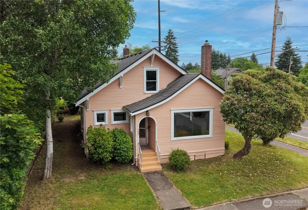102 Perry Street NW Olympia WA 98502