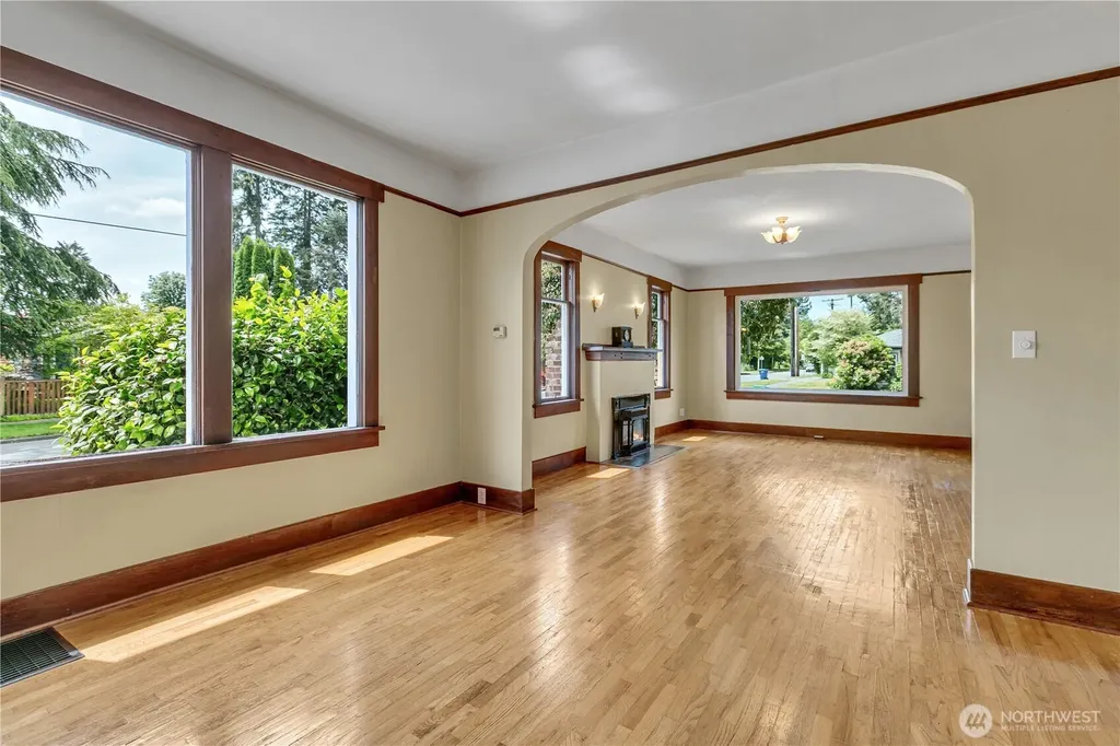 102 Perry Street NW Olympia WA 98502