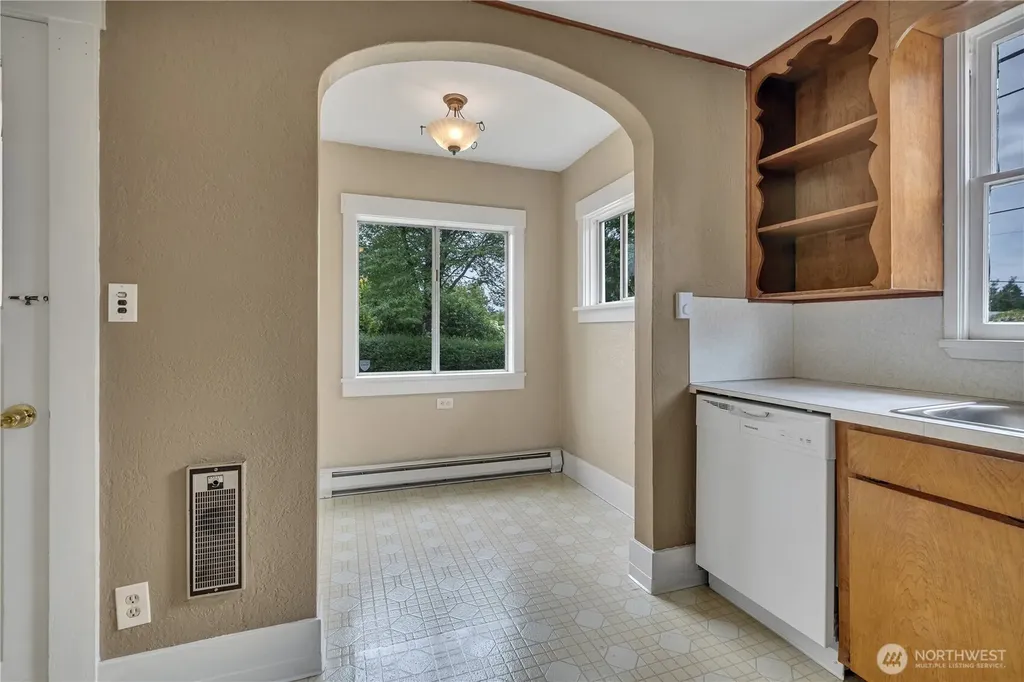 102 Perry Street NW Olympia WA 98502