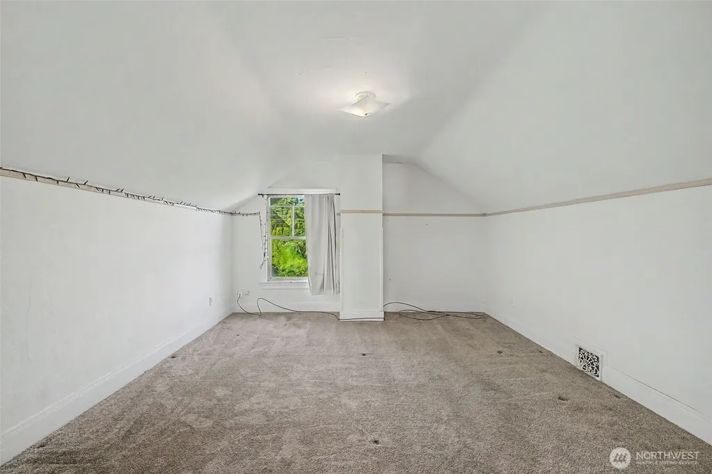 3121 Norton Avenue Everett WA 98201