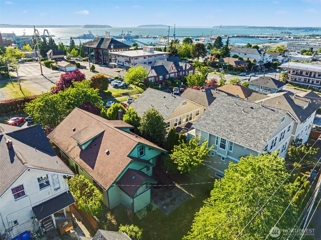 3121 Norton Avenue Everett WA 98201