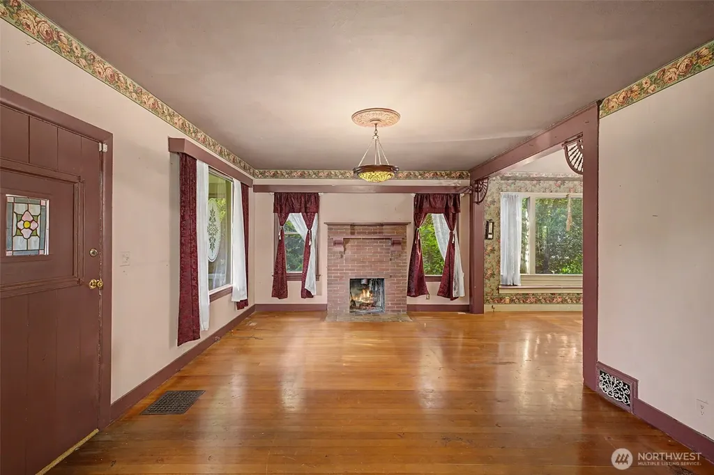 3121 Norton Avenue Everett WA 98201