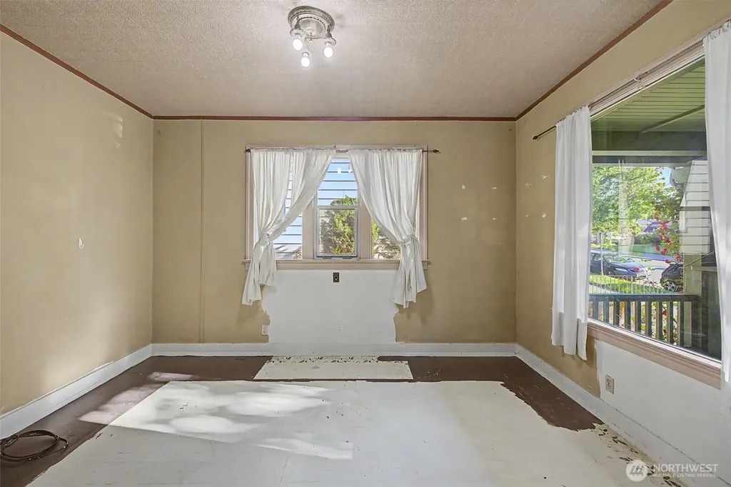 3121 Norton Avenue Everett WA 98201