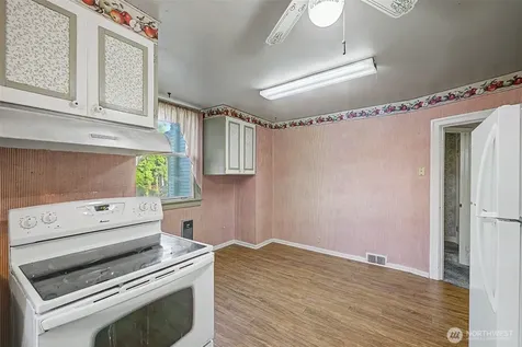 3121 Norton Avenue Everett WA 98201