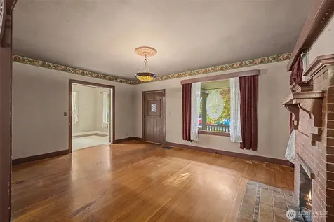 3121 Norton Avenue Everett WA 98201
