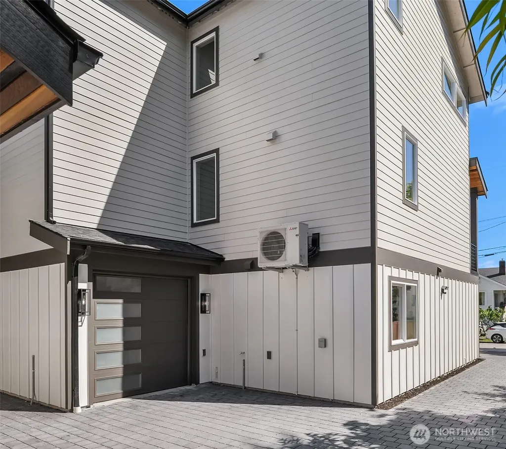 2836 NW 73rd Street Seattle WA 98117