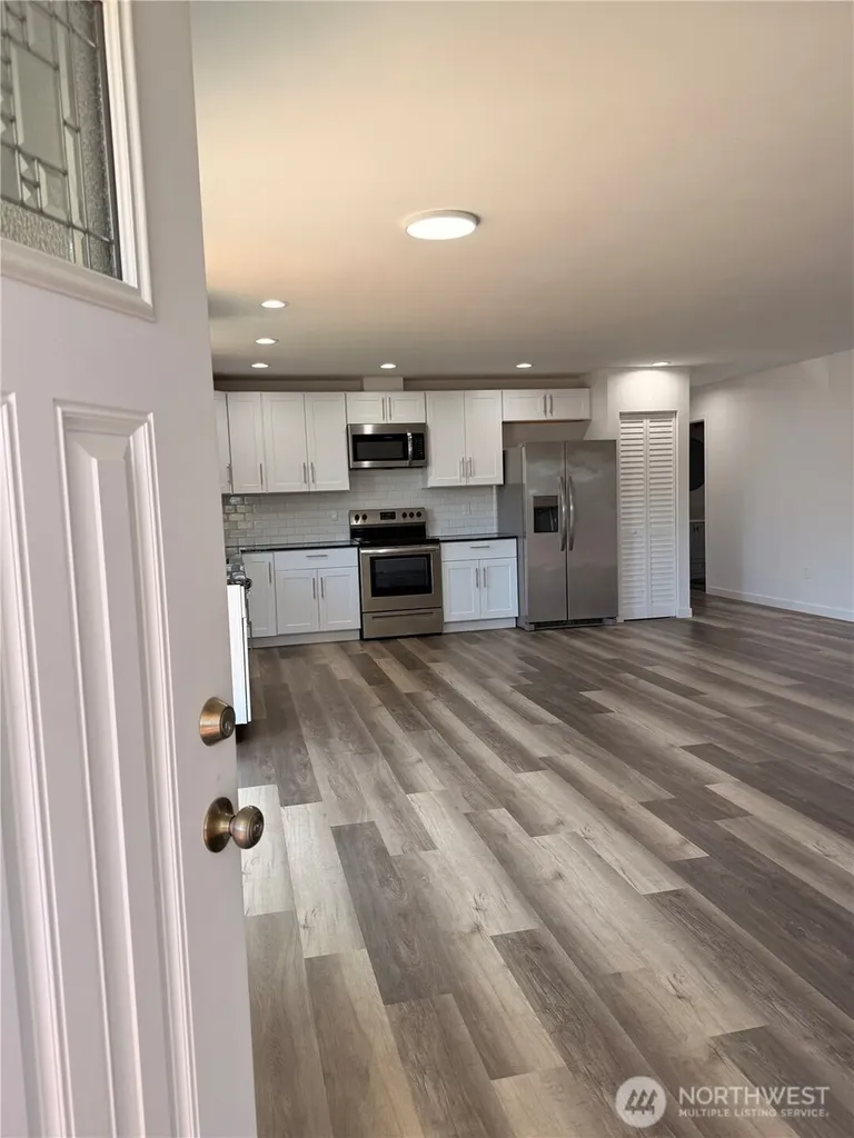 117 N Wynoochee Drive SW Ocean Shores WA 98569