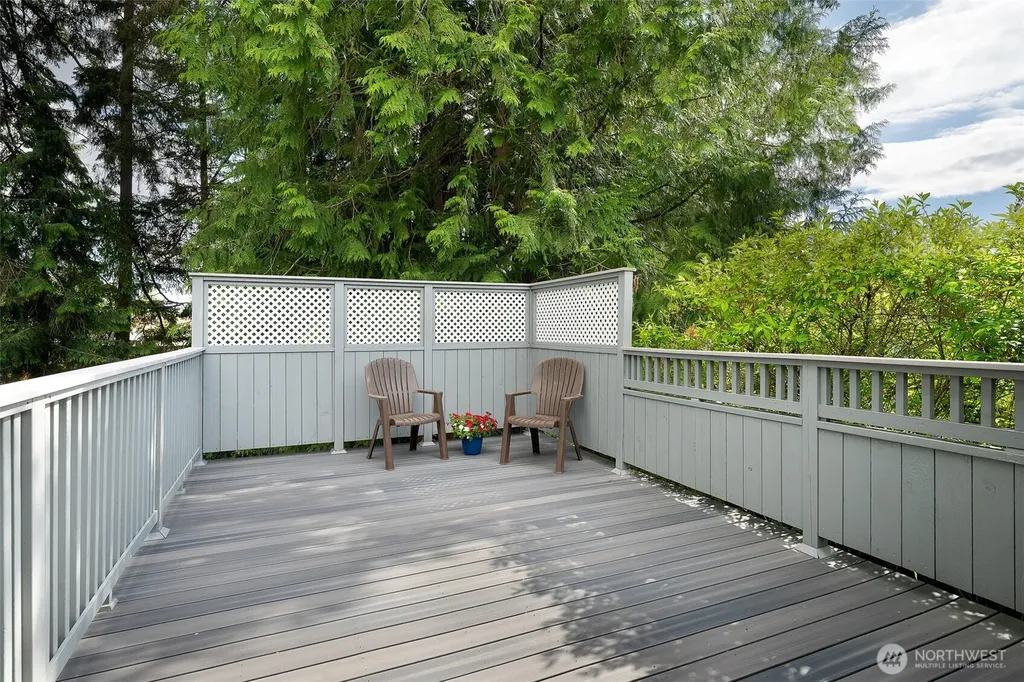 4510 237th Place SW Lake Forest Park WA 98043