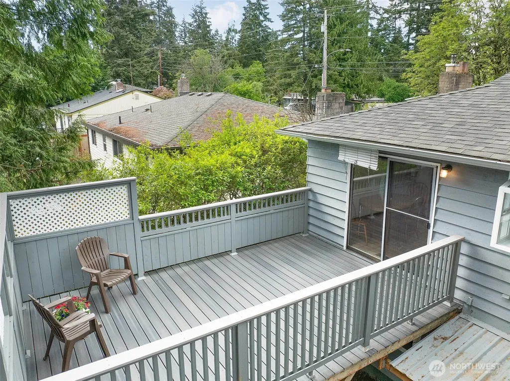4510 237th Place SW Lake Forest Park WA 98043