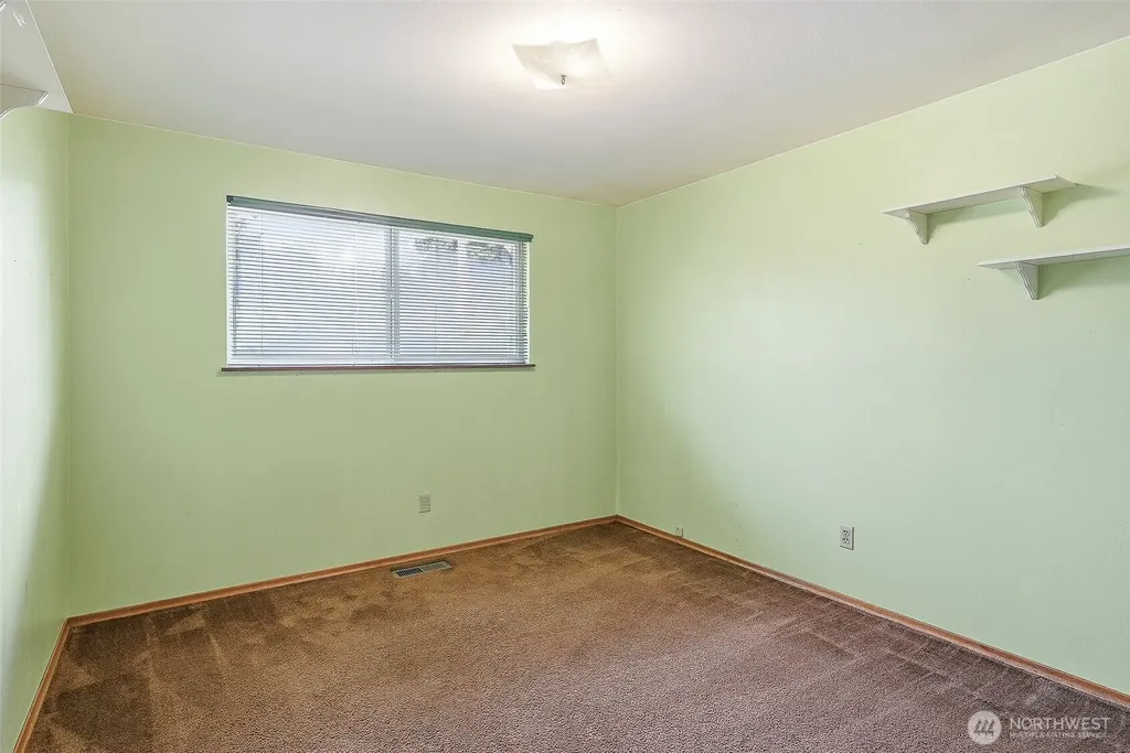 4510 237th Place SW Lake Forest Park WA 98043