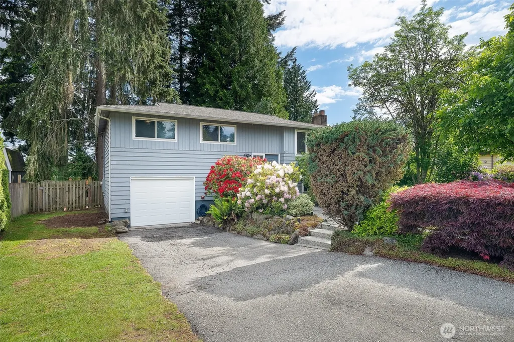 4510 237th Place SW Lake Forest Park WA 98043
