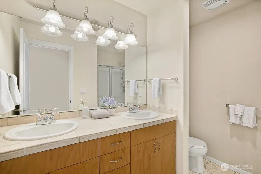 81 Sky Ridge Road NW Issaquah WA 98027