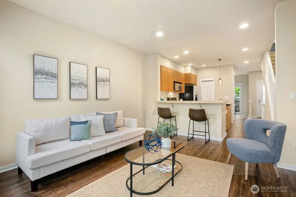 81 Sky Ridge Road NW Issaquah WA 98027