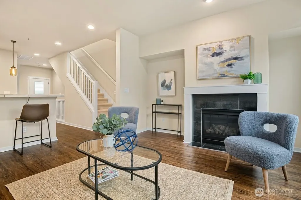 81 Sky Ridge Road NW Issaquah WA 98027