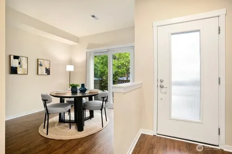 81 Sky Ridge Road NW Issaquah WA 98027
