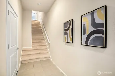 81 Sky Ridge Road NW Issaquah WA 98027