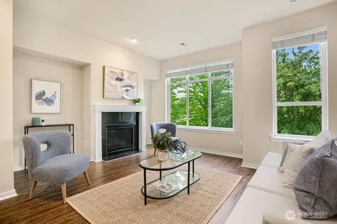 81 Sky Ridge Road NW Issaquah WA 98027
